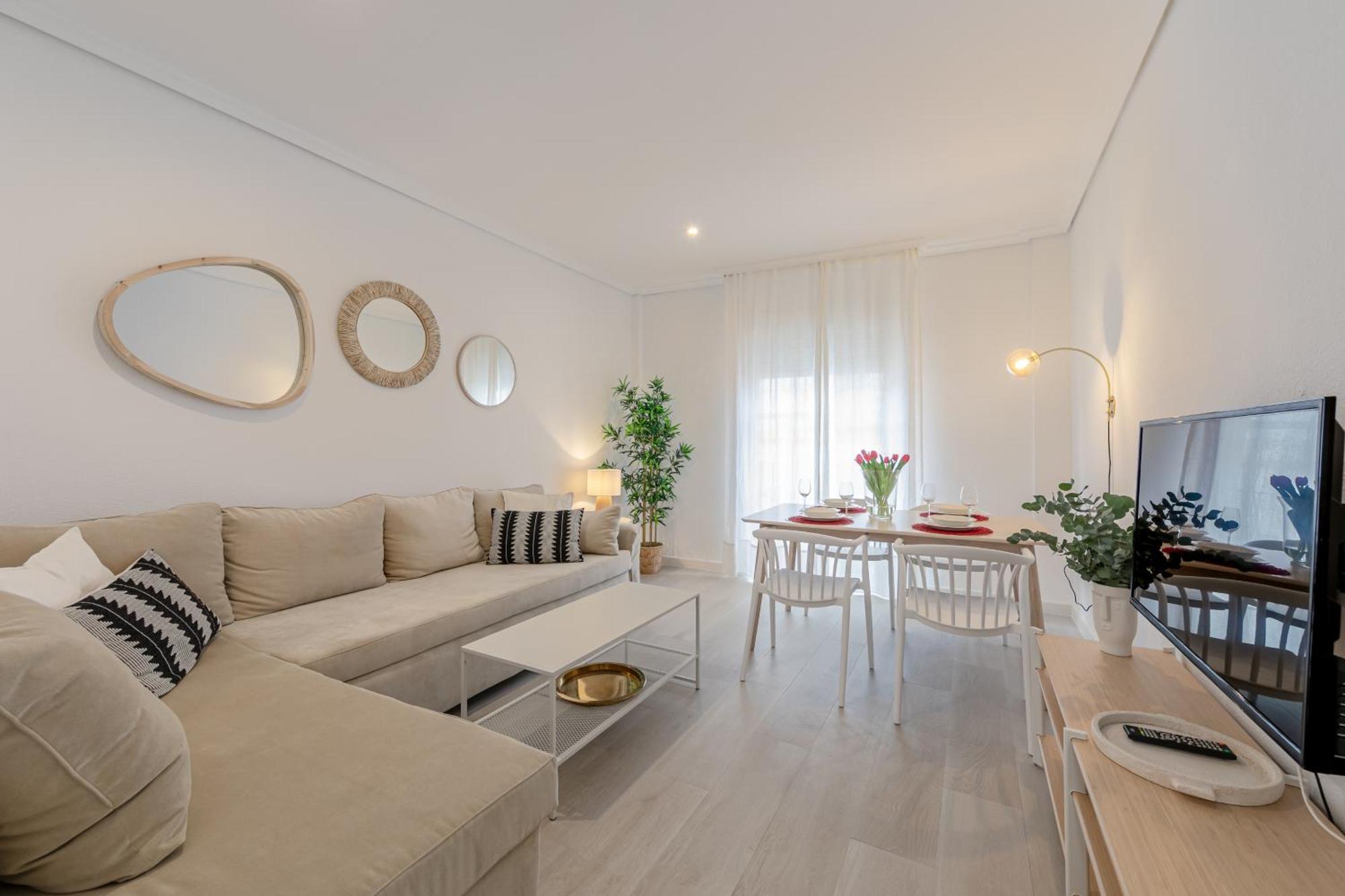 Alojarte Bécquerfree Parking Appartement *